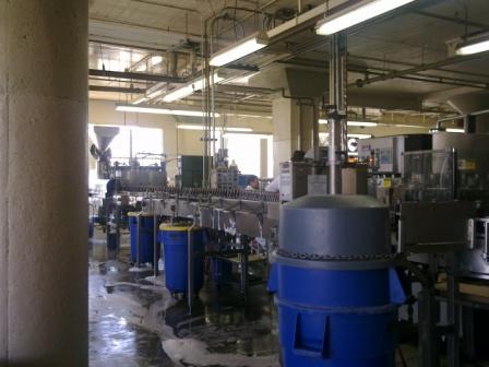 http://www.humle.se/punbb/images/upload/Bottling%20machine.jpg