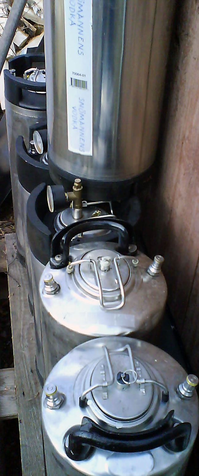 http://www.humle.se/punbb/images/upload/DSC00213_edited.JPG