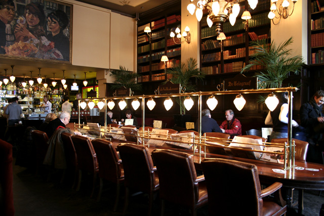 http://www.humle.se/punbb/images/upload/De-Drie-Gezusterscafe2.jpg