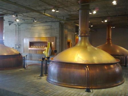 http://www.humle.se/punbb/images/upload/Mash%20tun%2C%20Boiling%20kettle%20and%20Lauter%20tun.jpg