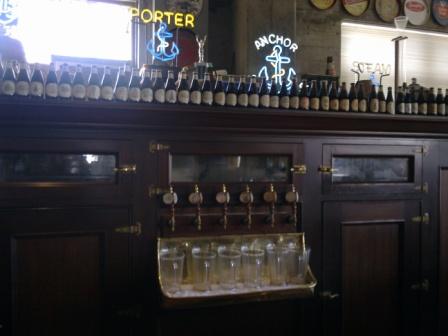 http://www.humle.se/punbb/images/upload/Tap%20in%20Anchor%20tasting%20room.jpg